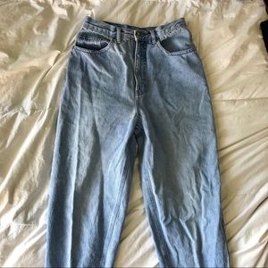 Boyfriend fitting vintage jeans